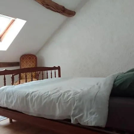 Loft Les Noies Parrons, Aux Milles Etangs Holiday home *